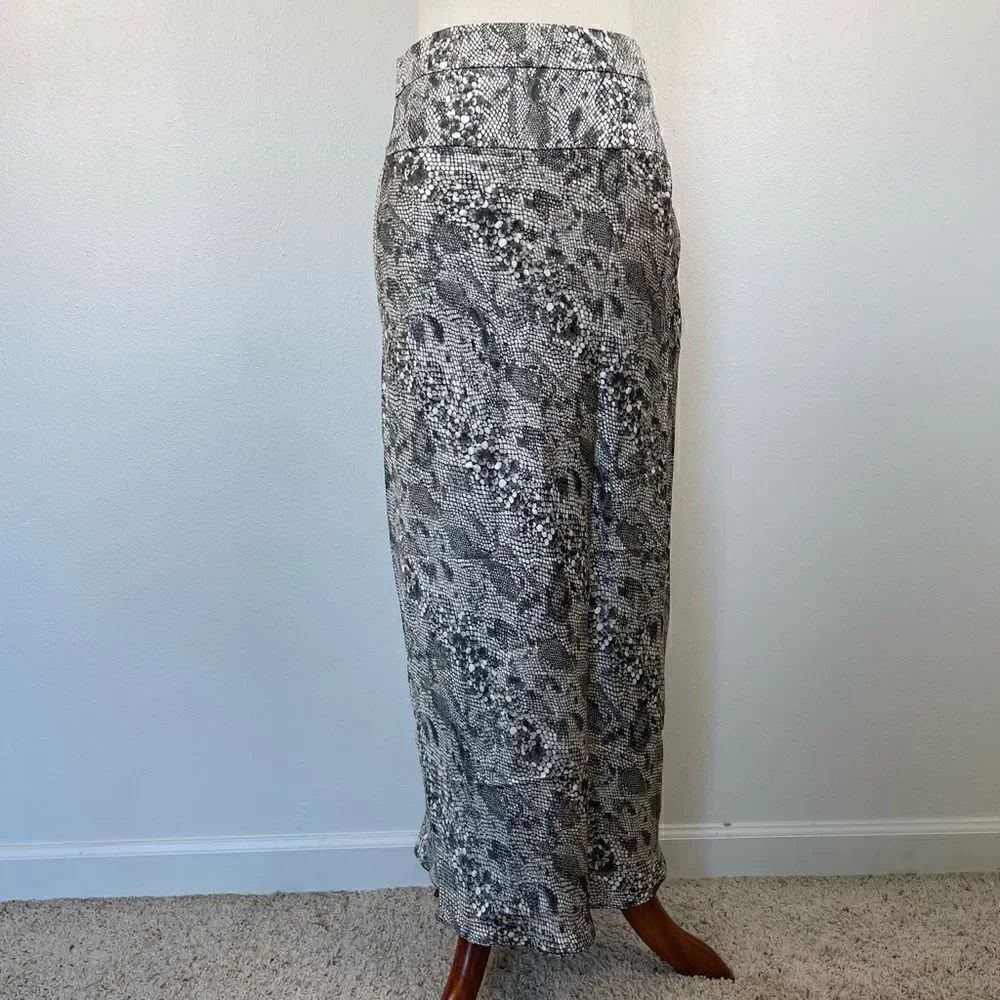 NWT Snake Print Midi Skirt Size 2